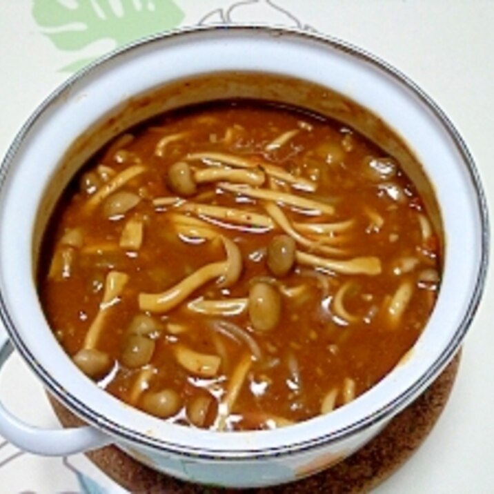 ミートソースリメイク トマトカレーうどん レシピ 作り方 By Aoi 楽天レシピ